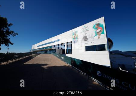 Das Gelände des Palacio de Deportes Joe Maria Martin Carpena, wo die letzten Spiele der letzten Gruppe des Davis Cup 2023 Weltmeisters der Männer stattfinden Stockfoto