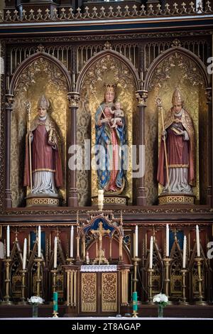 SPISSKA KAPITULA, SLOWAKEI - 9. August 2023: Detail des Hochaltars von St. Martin in der Kathedrale Saint Martin, Spisska Kapitula, Slowakei Stockfoto