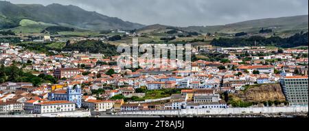 Vista Panorâmica da Cidade de Angra do Heroísmo a partir do Forte de São Sebastião. Stockfoto