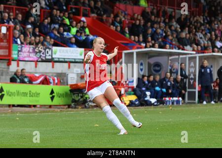 Crawley, Großbritannien. November 2023. Broadfield Stadium, Crawley, 19. November 2023; Beth Mead (Arsenal 9) während des Spiels der Barclays FA Womens Super League zwischen Brighton Hove Albion und Arsenal im Broadfield Stadium, Crawley, England. (Bettina Weissensteiner/SPP) Credit: SPP Sport Pressefoto. /Alamy Live News Stockfoto