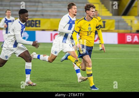 Boraas, Schweden. November 2023. Williot Swedberg (17) wurde während des U21-Freundschaftsspiels zwischen Schweden und Finnland in der Boraas Arena in Boraas gesehen. (Foto: Gonzales Photo - Amanda Persson). Stockfoto