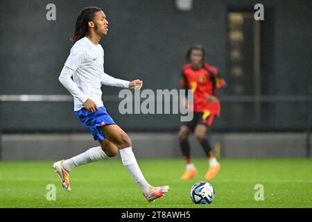 Tubize, Belgien. November 2023. Brahim TRAORE (5) aus Frankreich, dargestellt während eines Freundschaftsspiels zwischen den belgischen und französischen U20-Nationalmannschaften am Samstag, den 18. November 2023, in Tubize, Belgien. Quelle: Sportpix/Alamy Live News Stockfoto