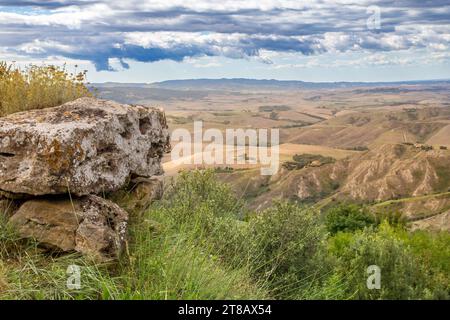 Landschaft rund um die Stadt Volterra. Toskana, Italien. Horizontal. Stockfoto