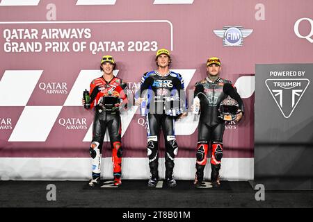 17. November 2023: Qualifikation für den Großen Preis von Katar der MotoGP auf dem International Losail Circuit. Moto2-Qualifikationspodium Joe Roberts, Celestino Vietti und Aron Canet Stockfoto