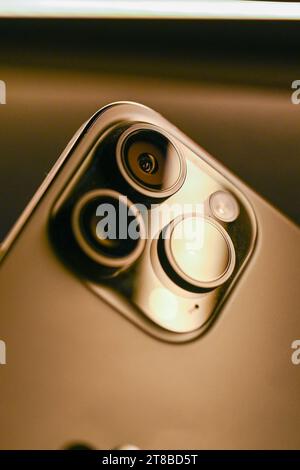 IPhone 15 Pro Max Stockfoto