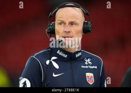 Norwegen-Cheftrainer Stale Solbakken vor dem Qualifikationsspiel der Gruppe A zur UEFA Euro 2024 in Hampden Park, Glasgow. Bilddatum: Sonntag, 19. November 2023. Stockfoto