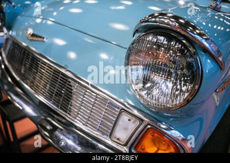 ISTANBUL, TÜRKEI - 21. JULI 2023 1966 England Ford Anglia Super. Hochwertige Fotos Stockfoto