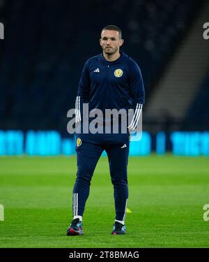 Glasgow, Schottland. 19. November 2023; Hampden Park, Glasgow, Schottland: Qualifikation für Fußball der Euro 2024, Schottland gegen Norwegen; John McGinn aus Schottland Credit: Action Plus Sports Images/Alamy Live News Stockfoto