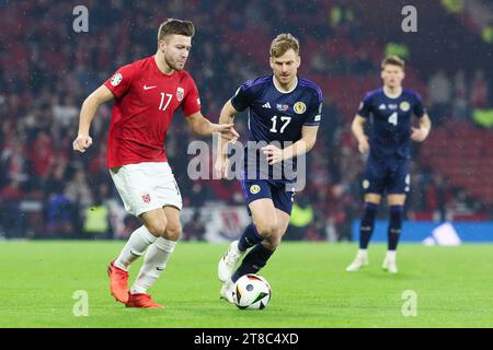 Glasgow, Schottland. November 2023. Qualifizierungskampagne, Großbritannien. November, 23. Spielte Norwegen im Hampden Park, Glasgow, Schottlands Nationalstadion. Vor dem Spiel hat sich Schottland bereits qualifiziert und liegt hinter Spanien auf dem zweiten Platz. Das Ergebnis ist wichtig, wenn die nächste Unentschieden stattfindet. Credit: Findlay/Alamy Live News Credit: Findlay/Alamy Live News Stockfoto