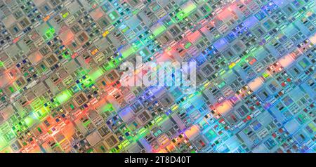 Bunte Halbleiter-Wafer-Scheibe aus Silizium Stockfoto