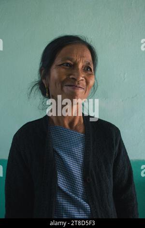 Porträt einer Indianerin in Meghalaya Stockfoto