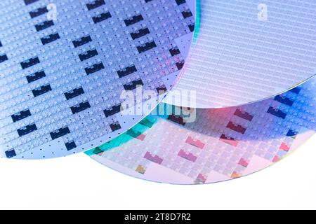 Bunte Halbleiter-Wafer-Scheibe aus Silizium Stockfoto