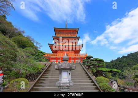 Nachisan Seiganto-JI-Tempel (Seigantojihondo) in Nachisan, Nachikatsuura, Wakayama, Japan Stockfoto