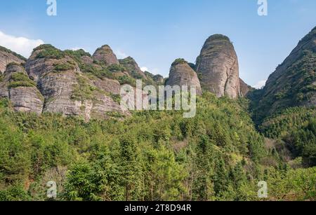 Danxia Landform der Xiaowudang Berge in China Stockfoto