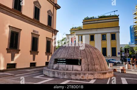 Bunk’Art 2, ein streng geheimer Atombunker der kommunistischen Ära, der am 19. Juli 2023 in Tirana, Albanien, in ein Museum umgewandelt wurde. Fotos von Tim Chong Stockfoto