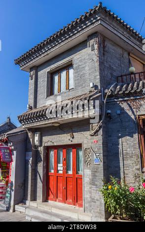 Traditionelles chinesisches Haus in den Hutongs von Peking, China Stockfoto