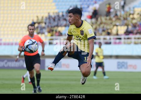 Surakarta, Indonesien. 20. November 2023. Ecuador gegen Brasilien - Achtelfinale: FIFA U-17-Weltmeisterschaft im Manahan-Stadion. Quelle: Meng Gao/Alamy Live News Stockfoto