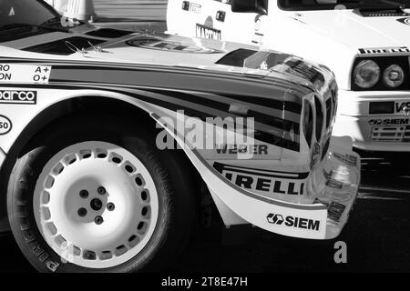 Varano, Italien - 11. November 2023: lancia Rallye S4 Luxury UND DREEM AUF DER AUSSTELLUNG Stockfoto