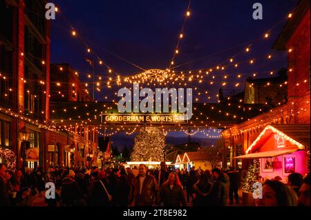 Christmas Village oder Market im Distillery District, Toronto, Kanada Stockfoto