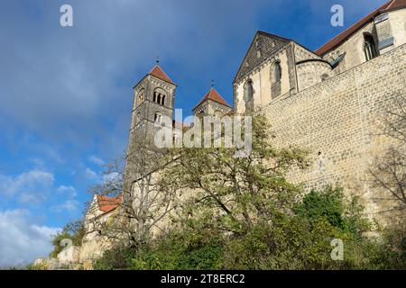 Stiftskirche St. Servatii und Kathedrale in Quedlinburg auf dem Hügel Stockfoto