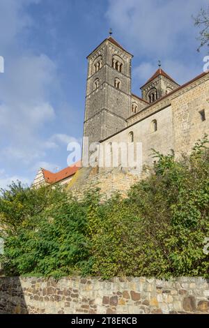 Stiftskirche St. Servatii und Kathedrale in Quedlinburg auf dem Hügel Stockfoto