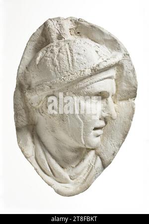 Kopf eines römischen Helms, 113, Skulptur, Relief, gegossen, Höhe 15,8 cm, Breite 10,9 cm, Skulptur, römisch, Kaiserzeit, Adoptivkaiser Trajan (98–117) Stockfoto