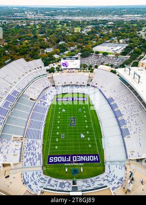 Fort Worth, TX - 10. November 2023: Amon G. Carter Stadium auf dem Campus der Texas Christian University Stockfoto