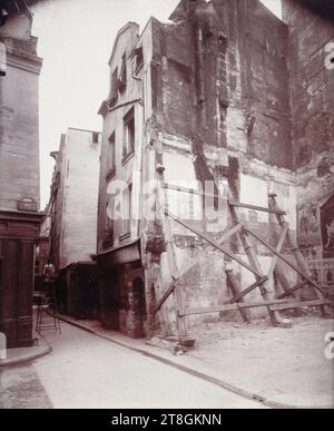 Abriss des Hauses an der Ecke Rue de la Parcheminerie und Rue Boutebrie, 5. Arrondissement, Paris, Atget, Eugène (Jean Eugène Auguste Atget), Fotograf, 1922, Fotografie, Grafik, Fotografie, Albumendruck, Abmessungen - Werk: Höhe: 22,8 cm, Breite: 18 cm Stockfoto