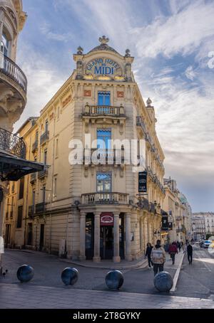 Montpellier, Frankreich - 16. Januar 2023 - Grand Hotel Du Midi. Altes Luxushotel im Zentrum von Montpellier Stockfoto