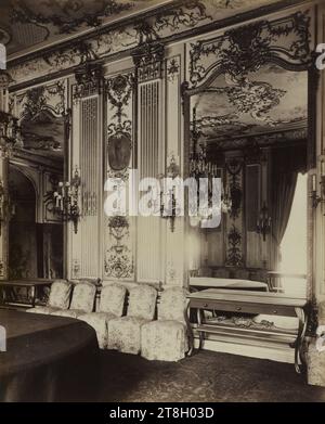 Salon, Hôtel de Matignon (Hôtel du Maréchal de Montmorency, ehemalige österreichische Botschaft) 57 rue de Varenne, 7. Arrondissement, Paris, Atget, Eugène (Jean Eugène Auguste Atget), Fotograf, Fotografie, Grafik, Albumendruck, Abmessungen – Arbeit: Höhe: 21,8 cm, Breite: 17,8 cm Stockfoto