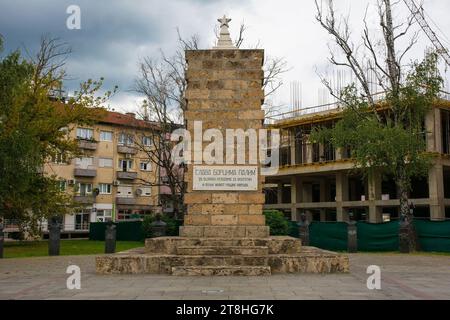 Banja Luka, Bosnien - 3. September 2023. Ein Partisanendenkmal aus der jugoslawischen Zeit des 2. Weltkriegs in Banja Luka, der Hauptstadt der Republika Srpska in Bosnien Stockfoto