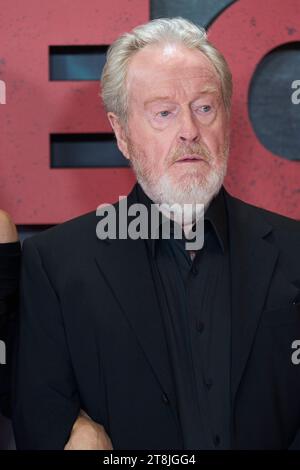 Madrid. Spanien. 20231120 besucht Ridley Scott die Premiere von Napoleon im Prado Museum am 20. November 2023 in Madrid, Spanien Credit: MPG/Alamy Live News Stockfoto