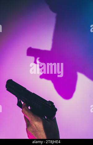 Pistolenpistole künstlerische Fotografie Bucheinband Design. Stockfoto