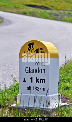 Bergpass Radfahren Meilenstein, Col du Glandon ab La Chambre, Frankreich, Savoie Stockfoto