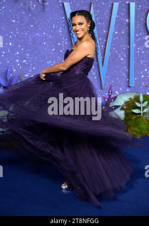 London, Großbritannien. November 2023. Ariana DeBose bei der Wish Premiere, London, Großbritannien, 20. November 2023. Foto: Stuart Hardy/ABACAPRESS.COM Credit: Abaca Press/Alamy Live News Stockfoto