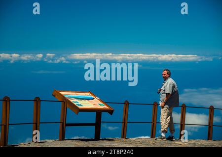 Aussichtspunkt Mirador El Valle, Parque Nacional de las Canadas del Teide, Nationalpark Teide, UNESCO-Weltkulturerbe, Teneriffa, Kanarische Inseln Stockfoto