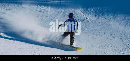 Snowboarder, 14 Jahre alt, Tegelberg, bei Füssen, Allgäuer Alpen, Allgaeu, Bayern, Deutschland Stockfoto