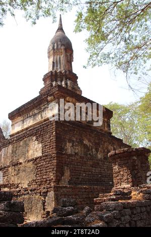 Thailändische Stadt Si Satchanalai aus dem 13. Jahrhundert - Wat Suan Kaeo Utthayan Noi, zweites Zentrum des Sukhothai Königreichs Thailand, 1250-1766 Stockfoto