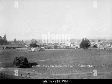 Blick auf Hamilton, aufgenommen von der Spitze des Wasserturms, um 1910er Jahre, Blick auf Hamilton vom Wasserturm. Um 1910-1930 Stockfoto