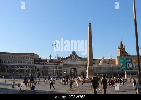 Piazza del Popolo: Ägyptischer Obelisk von Ramesses II ab Heliopolis, historisches Zentrum von Rom, Rom, Italien Stockfoto