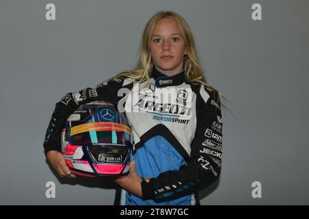 Luna FLUXA ist ein vielversprechendes spanisches Talent, das mit dem Mercedes Formel-1-Team als Junior-Fahrer zusammenarbeitet. Stockfoto