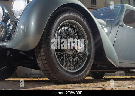 EHP 111 - William Lyons 1938 erster Jaguar SS100 - der erste Jaguar Wagen Stockfoto