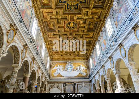 Innenraum von Santa Maria in Aracoeli, Rom, Italien Stockfoto