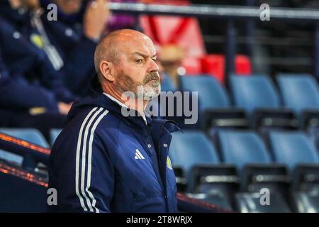 STEVE CLARKE, Trainer der schottischen Fußballnationalmannschaft. Foto im Hampden Park, dem Nationalstadion des Fußballstadions, vor der internationalen M Stockfoto