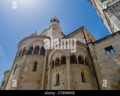 Außenansicht der Metropolitan Cathedral oder des Duomo in Modena, Italien Stockfoto