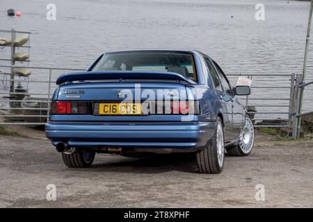 1988 Ford Sierra Sapphire RS Cosworth - Supersportwagen mit blauem Kragen Stockfoto