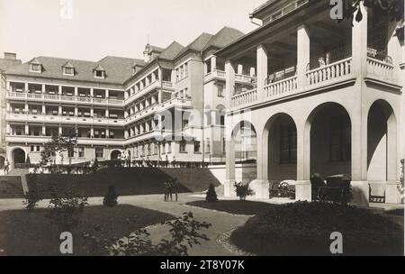 9., Sobieskigasse 31, Lustkandlgasse 50, Ayrenhoffgasse 9 - Kinderübernahmestelle - Innenhof, Gartenblick, Martin Gerlach jun. (1879-1944), Fotograf, Datum um 1926, Gelatinepapier, Höhe x Breite 38, 9 x 59, 7 cm, Rotes Wien, Kindheit, Soziales, 9. Bezirk: Alsergrund, Kinderübernahmestelle, Sammlung Wien Stockfoto