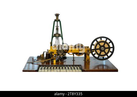 Vintage-Tape-Teletype isoliert auf weißem Hintergrund Stockfoto