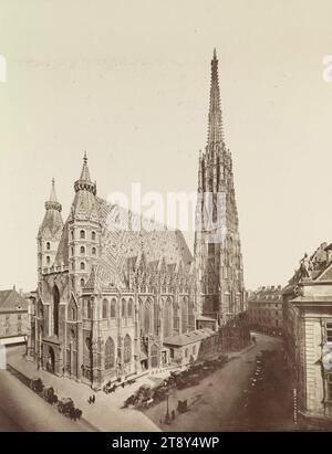 1., Stephansplatz 1 - St. Stephansdom - West- und Südfassaden - erhöhte Aussicht, Oscar Kramer (1835-1892), Fotograf, 1885-1895, Trägerplatte, Albumenpapier, Trägerplatte 27,4 x 27,2 cm, Bildgröße 25,9 x 20,1 cm, gotisch, romanisch, St. Stephansdom, 1: Innenstadt, Kirche (außen), vierrädriges Fahrzeug von Tieren gezogen, z. B. Droschke, Kutsche, Wagen, St. Stephen's Square, St. Stephansdom, die Wiener Sammlung Stockfoto