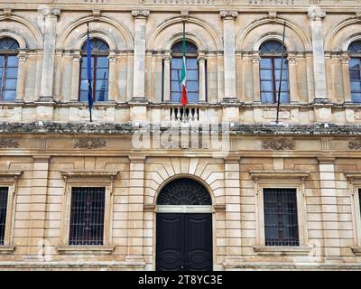 Palazzo della Sovrintendenza ai Beni Culturali di Siracusa, Ortigia, Ortygia, Siracusa, Syrakus, Sizilien, Sizilien, Italien, Europa Stockfoto